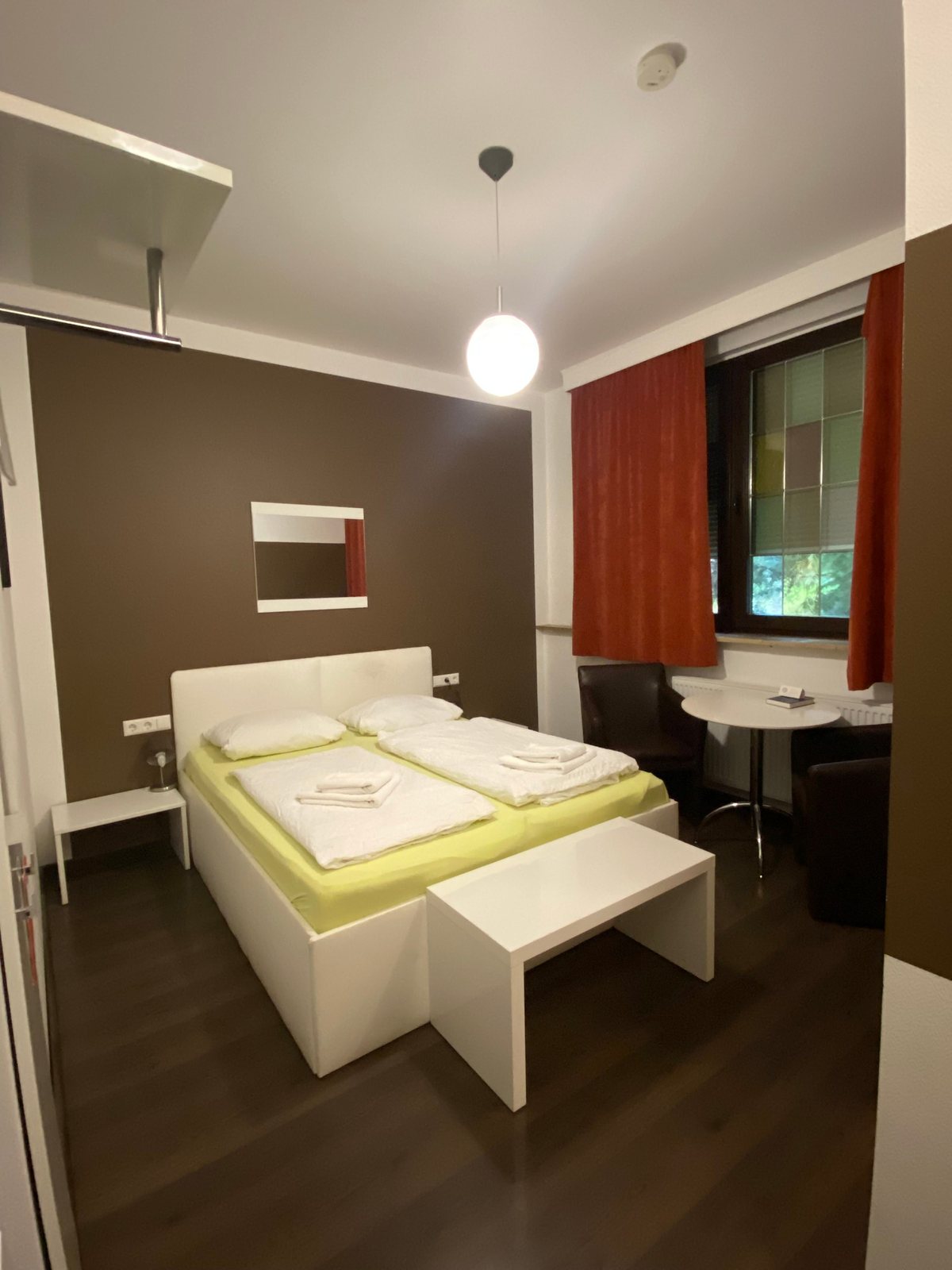 Modernes Doppelzimmer